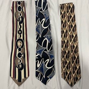 Screenplay by Martin Wong Tie Set